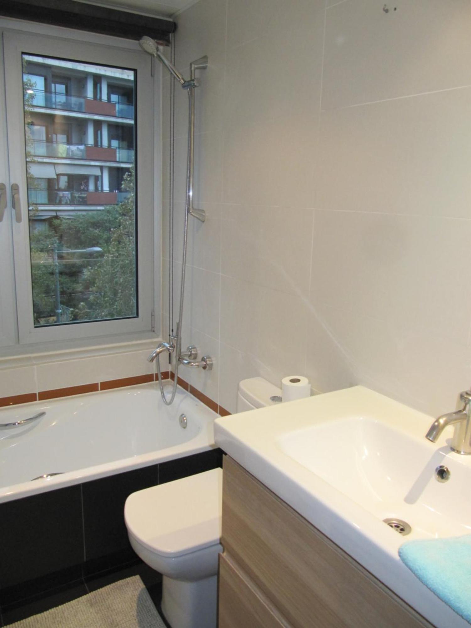 Apartament Torre Forum San Adrián de Besós Zewnętrze zdjęcie